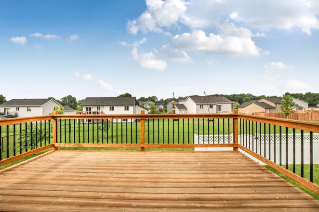 7824 Gunner Drive, Clear Lake, MN 55319