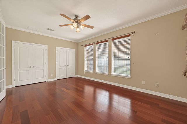 2562 Estrada Drive, League City, TX 77573