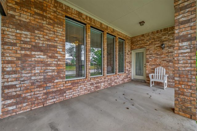 2562 Estrada Drive, League City, TX 77573