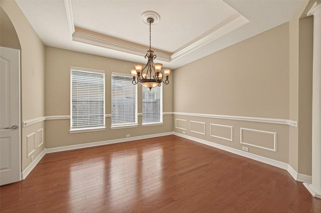 2562 Estrada Drive, League City, TX 77573