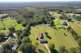 19430 Avants Rd, Maurepas, LA 70449