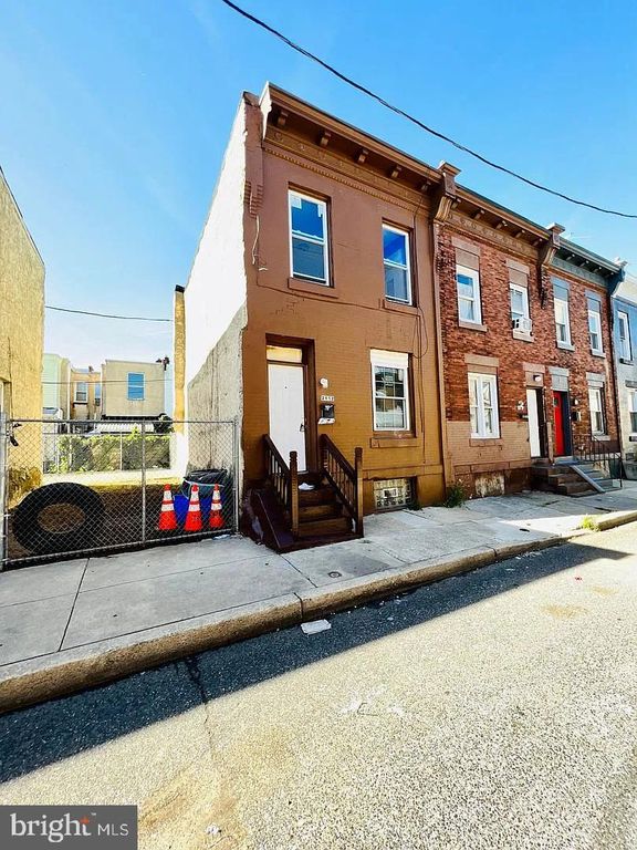 2852 N OPAL ST, Philadelphia, PA 19132
