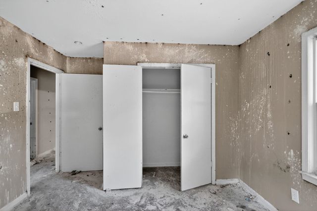 4970 LOCHINVAR RD, Memphis, TN 38116