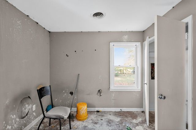 4970 LOCHINVAR RD, Memphis, TN 38116