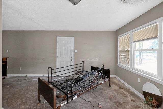 4970 LOCHINVAR RD, Memphis, TN 38116