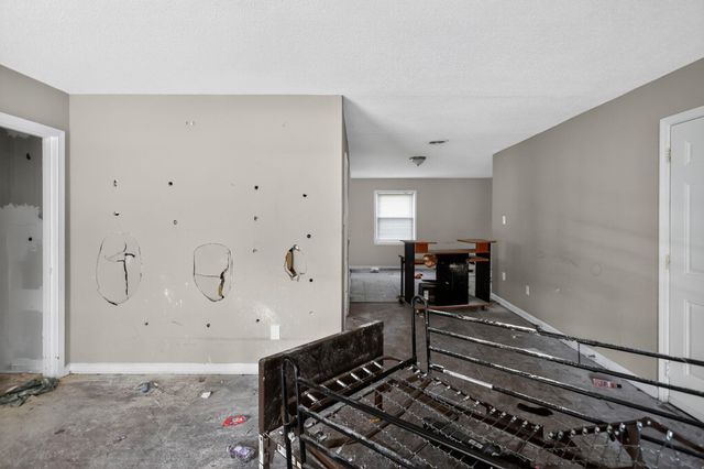 4970 LOCHINVAR RD, Memphis, TN 38116