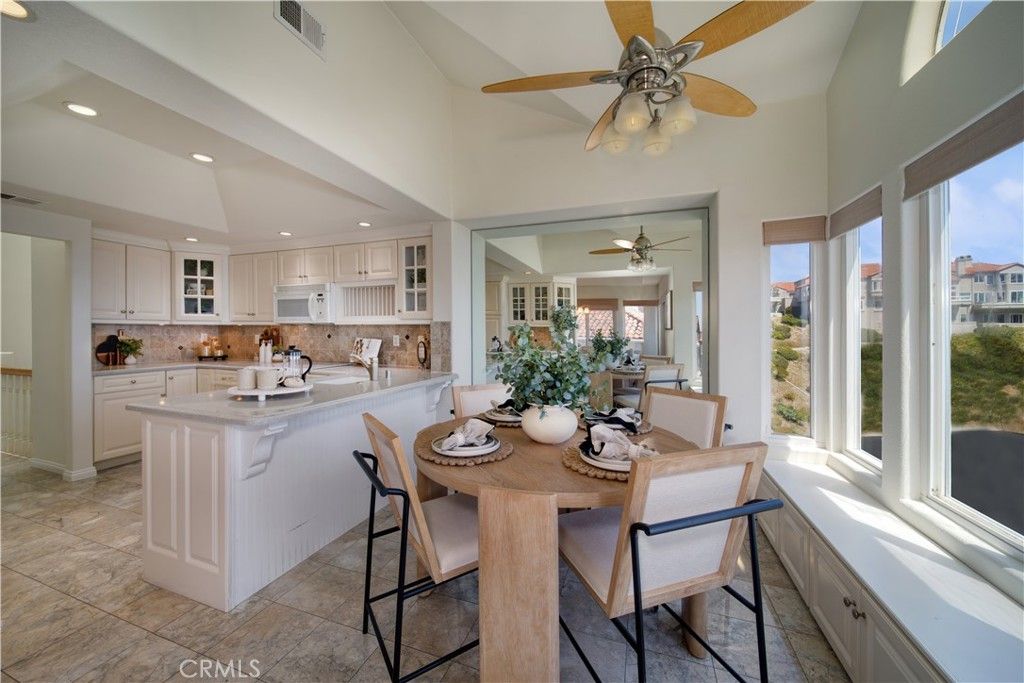 Image 11 of property listing at 38 Saint Tropez, Laguna Niguel, CA 92677
