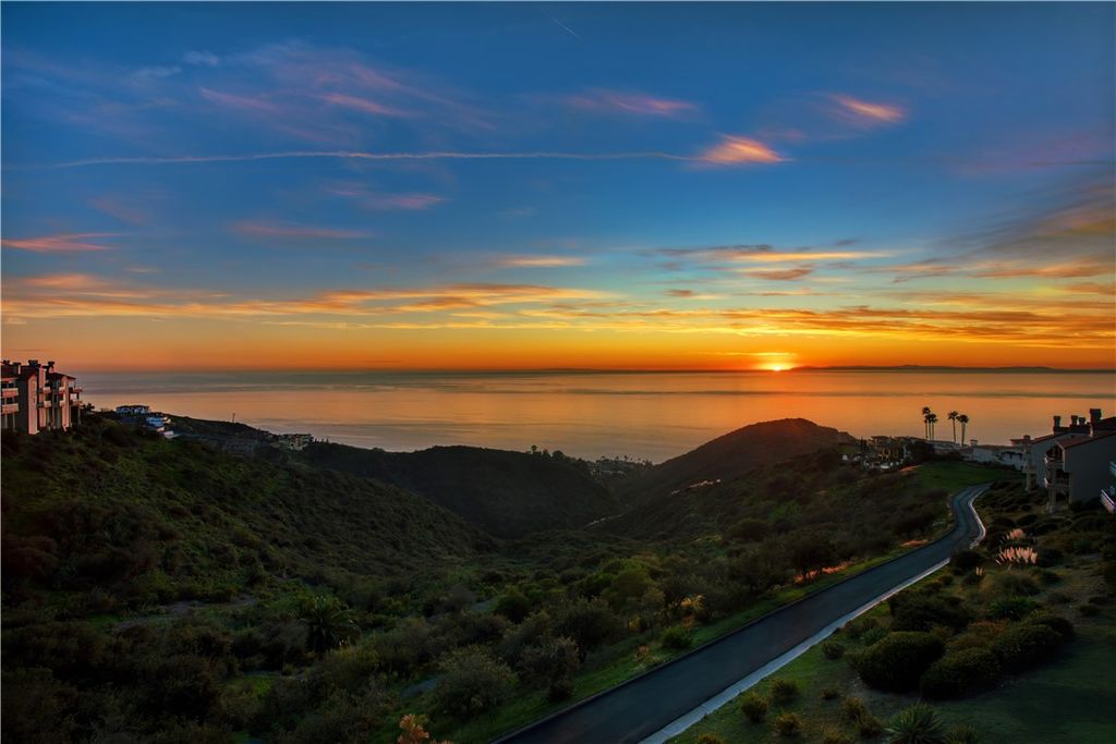 Image 2 of property listing at 38 Saint Tropez, Laguna Niguel, CA 92677