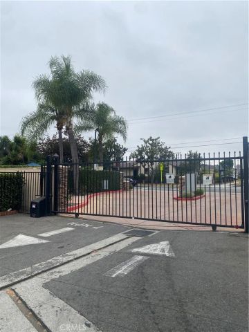 8600 Contreras 68, Paramount, CA 90723