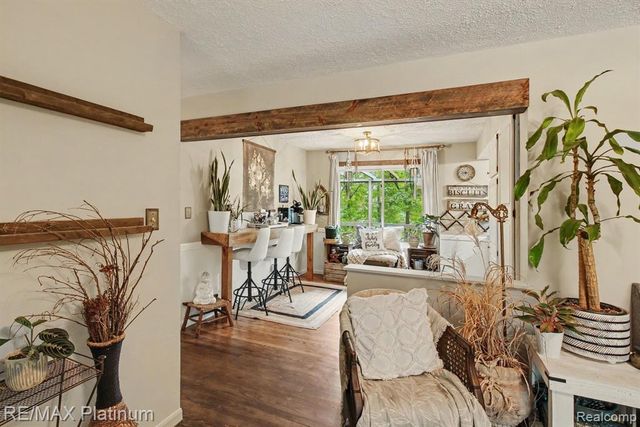5338 King Road, Howell, MI 48843