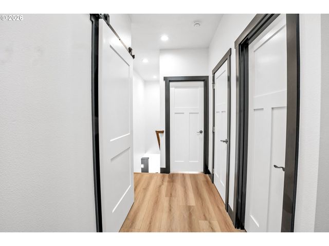 720 S 8TH Ave, Cornelius, OR 97113