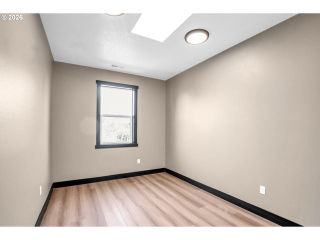 720 S 8TH Ave, Cornelius, OR 97113