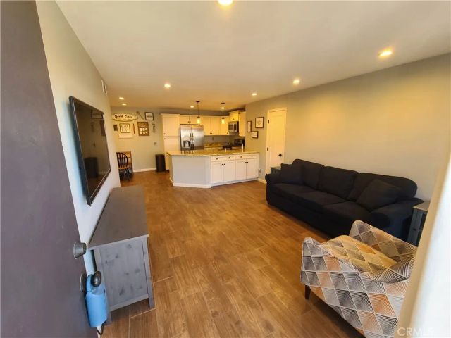 27236 Luther 705, Canyon Country, CA 91351