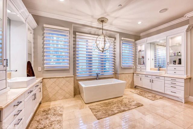 22 Hawthorne, Coto De Caza, CA 92679