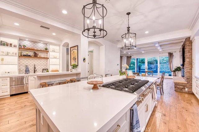 22 Hawthorne, Coto De Caza, CA 92679