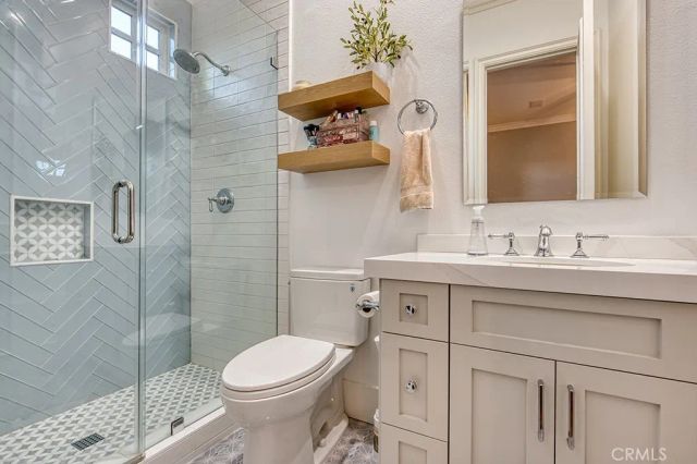 22 Hawthorne, Coto De Caza, CA 92679