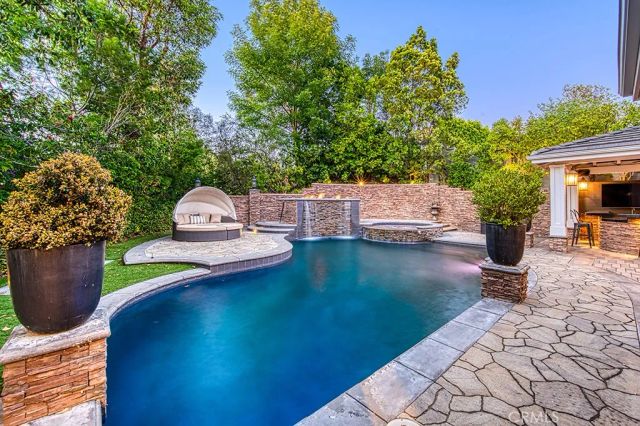 22 Hawthorne, Coto De Caza, CA 92679