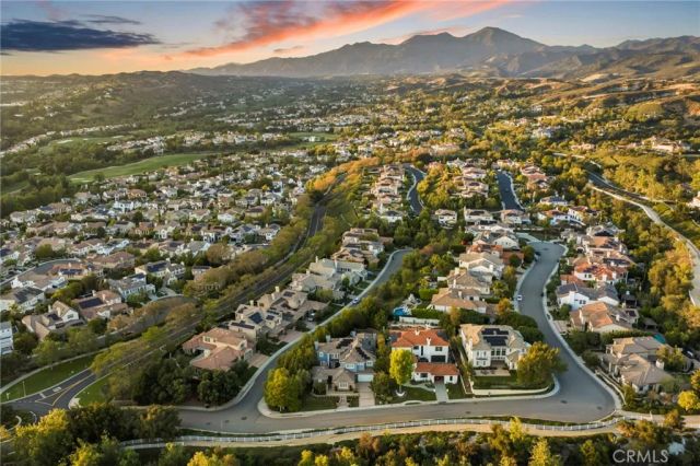 22 Hawthorne, Coto De Caza, CA 92679