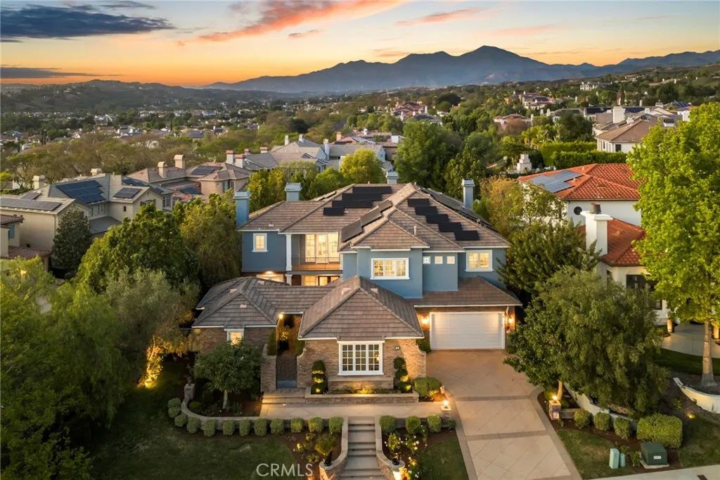 22 Hawthorne, Coto De Caza, CA 92679