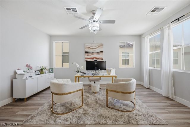 7916 Flat Creek Street, Las Vegas, NV 89131