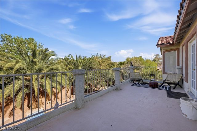 7916 Flat Creek Street, Las Vegas, NV 89131