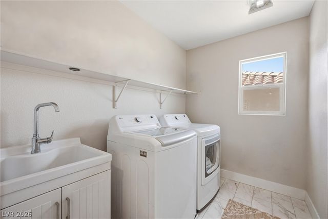7916 Flat Creek Street, Las Vegas, NV 89131