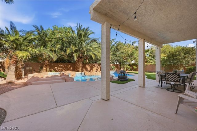 7916 Flat Creek Street, Las Vegas, NV 89131