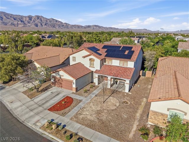 7916 Flat Creek Street, Las Vegas, NV 89131