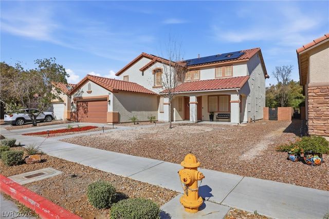 7916 Flat Creek Street, Las Vegas, NV 89131