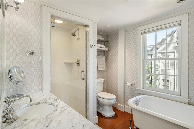 41 Elm Street, Newport, RI 02840