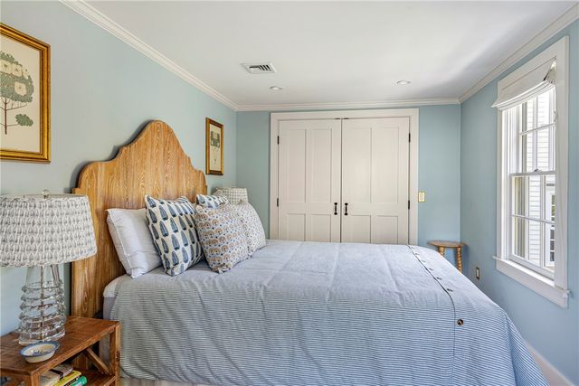 41 Elm Street, Newport, RI 02840