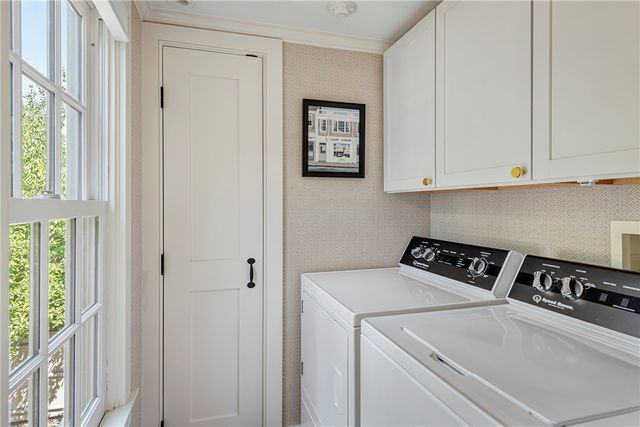 41 Elm Street, Newport, RI 02840