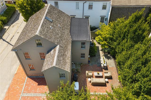 41 Elm Street, Newport, RI 02840