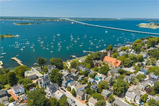 41 Elm Street, Newport, RI 02840