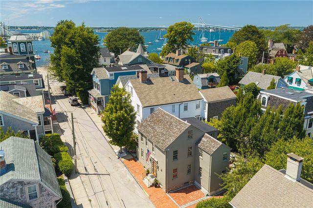 41 Elm Street, Newport, RI 02840