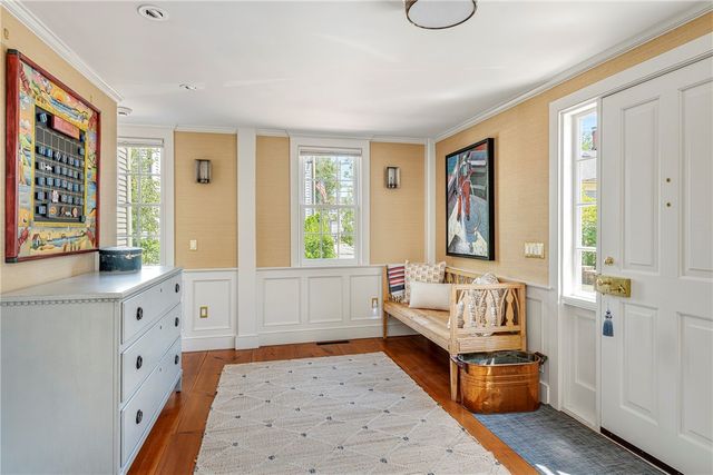 41 Elm Street, Newport, RI 02840