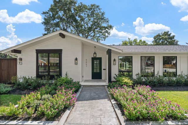 5667 Piping Rock Lane, Houston, TX 77056