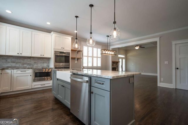 2163 Heather Lane, Bogart, GA 30622