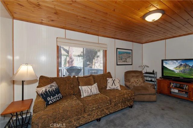 33874 Green Valley Lake Road, Green Valley Lake, CA 92341