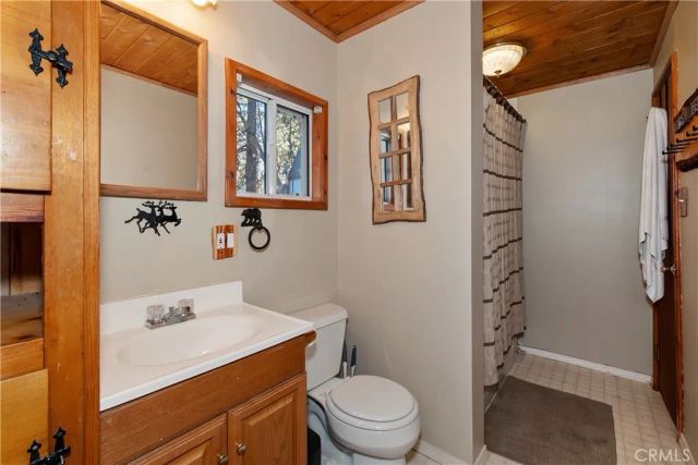 33874 Green Valley Lake Road, Green Valley Lake, CA 92341