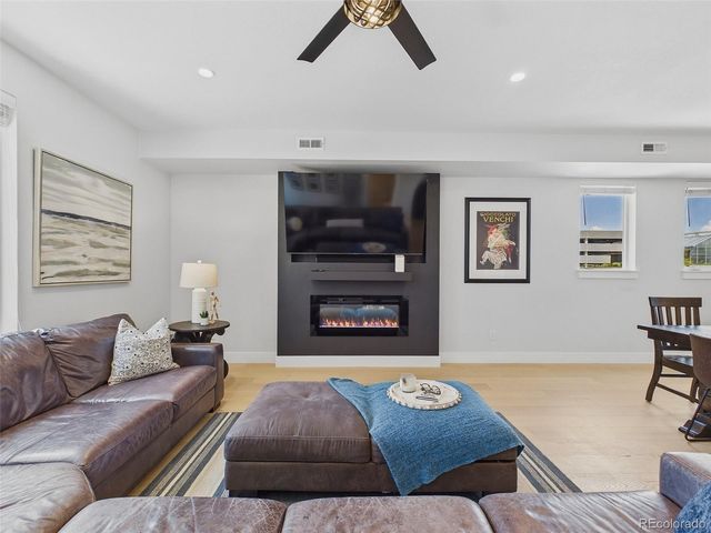 3541 S Emerson Street A, Englewood, CO 80113
