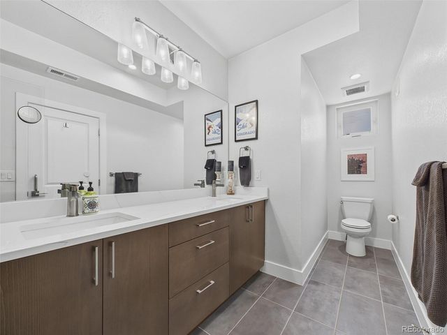 3541 S Emerson Street A, Englewood, CO 80113