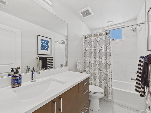 3541 S Emerson Street A, Englewood, CO 80113