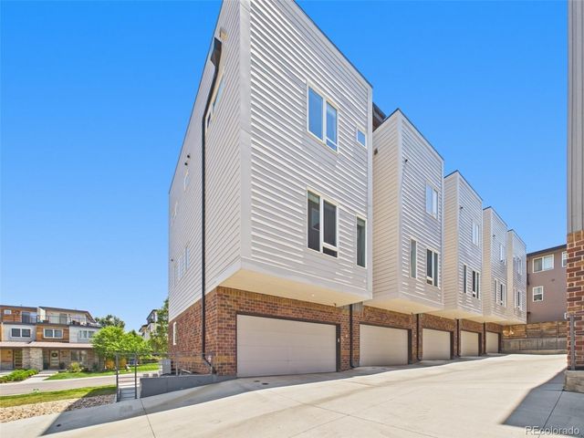 3541 S Emerson Street A, Englewood, CO 80113