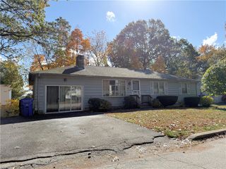 33 Howard Avenue, North Providence, RI 02911