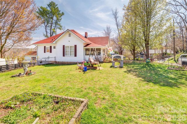 84 Swannanoa Avenue, Asheville, NC 28806