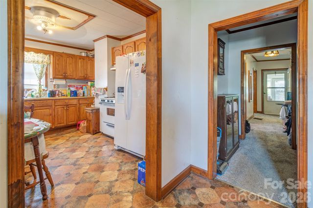 84 Swannanoa Avenue, Asheville, NC 28806