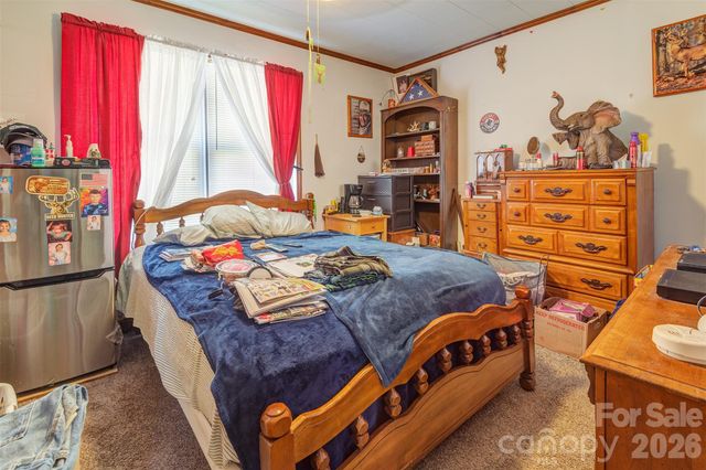 84 Swannanoa Avenue, Asheville, NC 28806