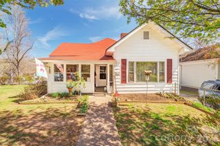 84 Swannanoa Avenue, Asheville, NC 28806