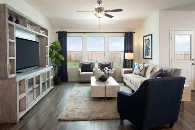 100 CORNICHE CIR, Hutto, TX 78634